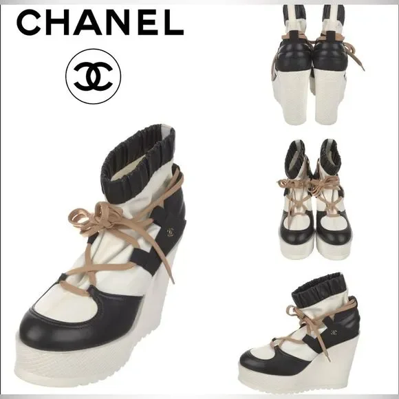 CHANEL Lace Up Wedge Platform Boots Designer Luxury Patent Calfskin Runway 39/9 - Picture 2 of 8